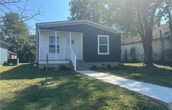 2324 Lincoln Avenue, Point Pleasant, WV 25550
