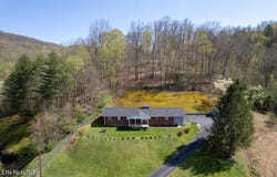 127 Highway 190, Pineville, KY 40977