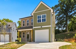 504 8th Avenue, Lenoir City, TN 37771