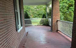 131 Jeffersonville Street, Tazewell, VA 24651
