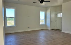 945 N 15th St, Payette, ID 83661