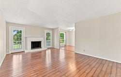 1521 Hedgeford Drive, Chesterfield, MO 63017