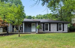 1805 Creekside Drive, Clarksville, IN 47129