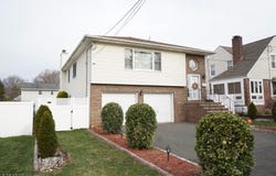 44 Joseph St, Clark Twp., NJ 07066-2509