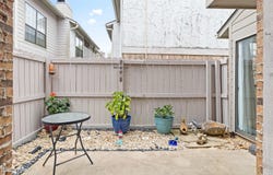1304 E Bayou Parkway, Lafayette, LA 70508