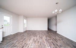 927 Foley, BELVIDERE, IL 61008
