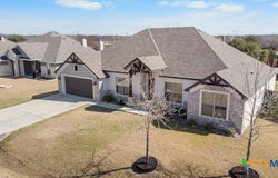 6909 Greenfield Drive, Temple, TX 76502