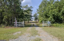 4882 State Route 240, Ideal, GA 31041
