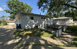 107 Chicago Street, Waterloo, IA 50701