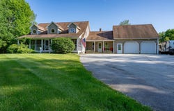 78 Lakeview Road, Glenburn, ME 04401
