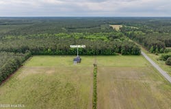 15554 Us Highway 421, Burgaw, NC 28425