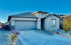 395 Adeline Avenue, Los Lunas, NM 87031