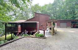 10993 Kleski Road SE, Uhrichsville, OH 44683