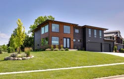989 65th Street, West Des Moines, IA 50266