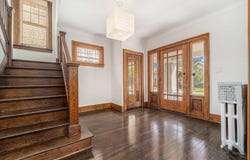 5033 Burns Street, Detroit, MI 48213
