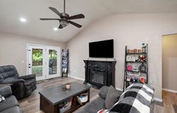 720 Poplar Court, Marshfield, MO 65706