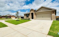 1628 MARSH Street, Cleburne, TX 76033