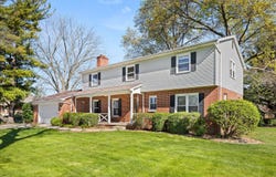 8 Groveland Street, Streator, IL 61364