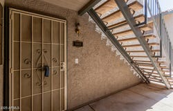 533 W GUADALUPE Road, Mesa, AZ 85210