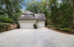 2709 Glassman Lane, Raleigh, NC 27606