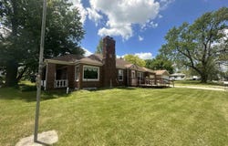 1903 Putnam Street, Unionville, MO 63565