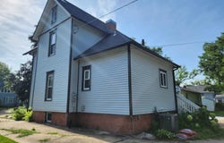 1419 West Street, Grinnell, IA 50112
