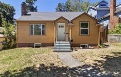 229 Cherry St, Moscow, ID 83843