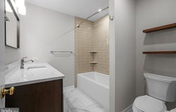 174 ALBEMARLE DRIVE, PENLLYN, PA 19422