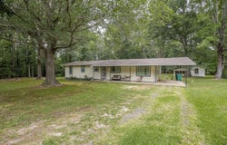 6810 Wingard Road, Pine Bluff, AR 71603