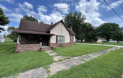 647 S Odon Street, Elnora, IN 47529