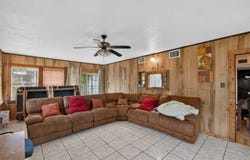 5022 FRANK BORMAN DR, Kirby, TX 78219