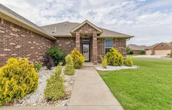 10816 NW 118th Place, Yukon, OK 73099