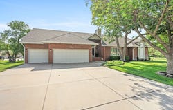 506 Ridge Point, Mulvane, KS 67110-1254