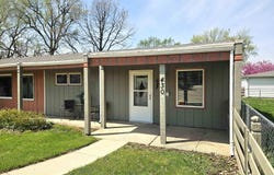 430 N HENDERSON Street, Galesburg, IL 61401