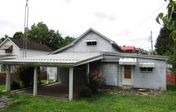 62 Dalzell Ave, Pittsburgh, PA 15315