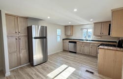 6460 Convoy Ct, San Diego, CA 92117
