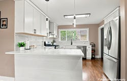 2023 ELIM Avenue, Zion, IL 60099