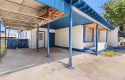 704 S Ave C, Kermit, TX 79745