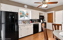2512 Glenwood Ct, New Albany, IN 47150