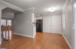21806 LEATHERLEAF CIR, STERLING, VA 20164