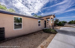 712 N DUSTIN Avenue, Farmington, NM 87401