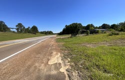 100 N Ms-33 Highway, Roxie, MS 39661