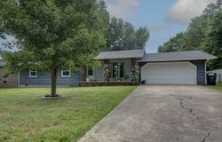 410 Schulz Avenue, Monett, MO 65708