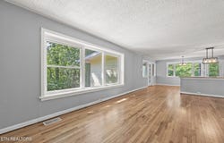 181 California Ave, Oak Ridge, TN 37830