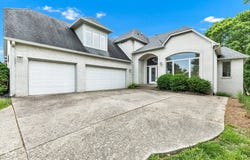 6610 Royal Oakland Drive, Indianapolis, IN 46236
