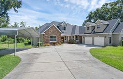 2202 OLD TAVARES ROAD, LEESBURG, FL 34748