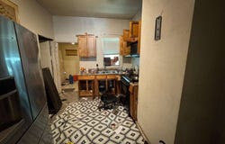 1724 BOLLING AVE, LOUISVILLE, KY 40210