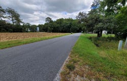 2119 HUNTING QUARTER Road, HOUSTON, DE 19954