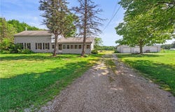 13381 Painesville Warren Road, Leroy, OH 44077