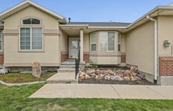 3674 W ELK VALLEY Ln, South Jordan, UT 84009